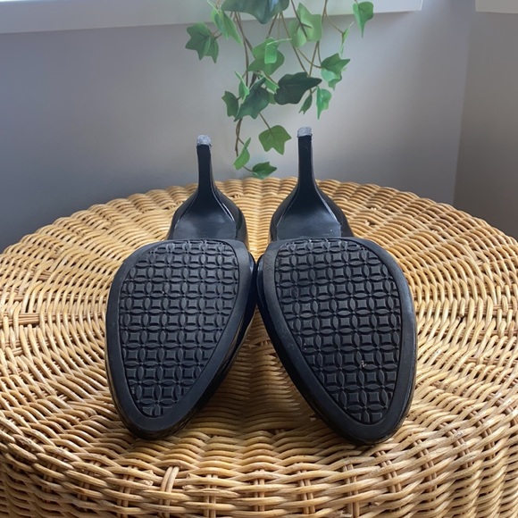 Shiny black heels - Picture 3 of 4